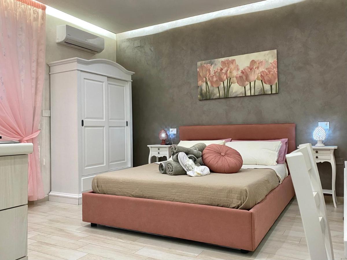 Apartment Piazza Veneto House Tropea