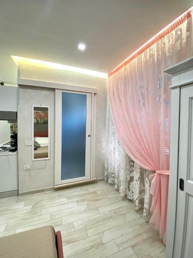 Apartment Piazza Veneto House
